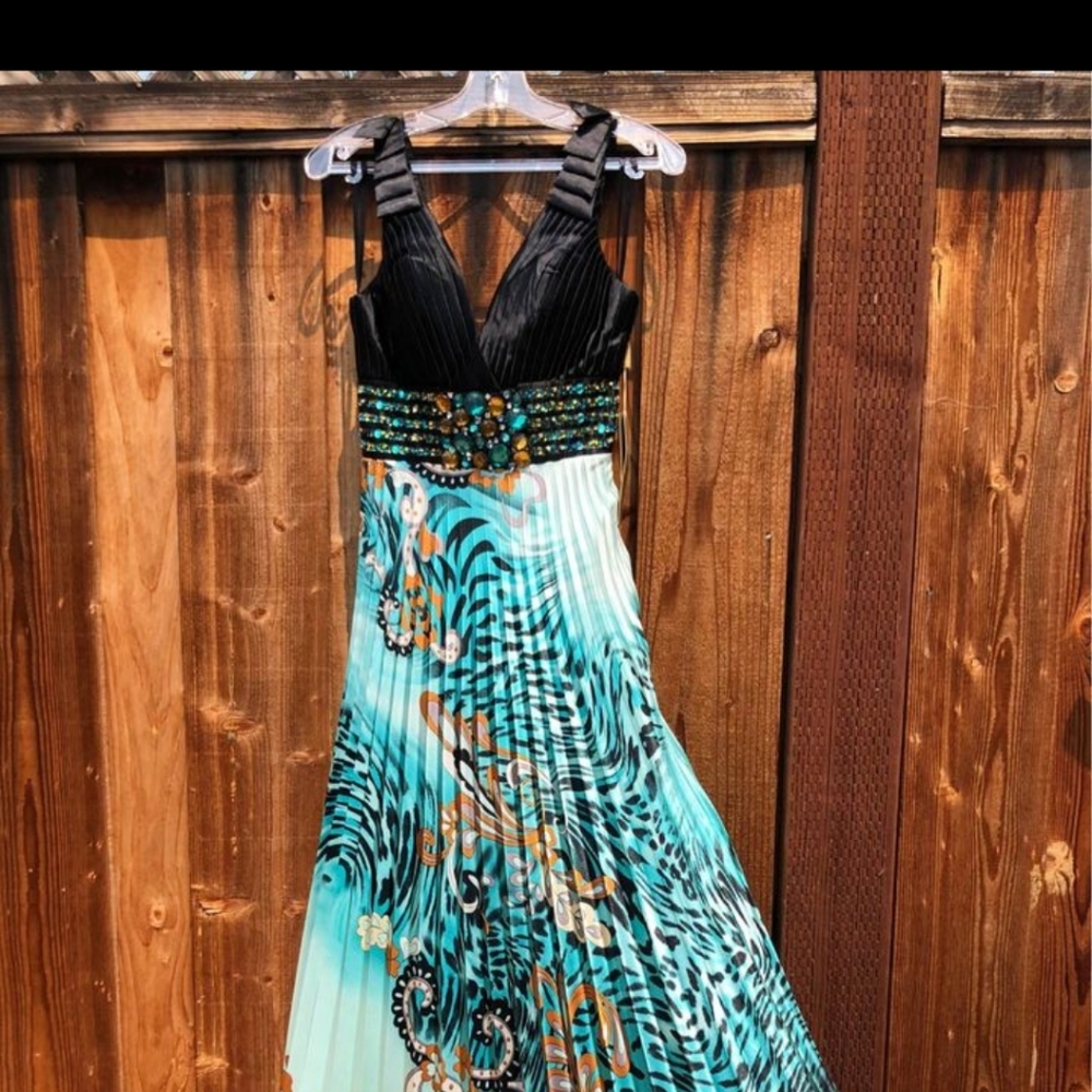 Gown